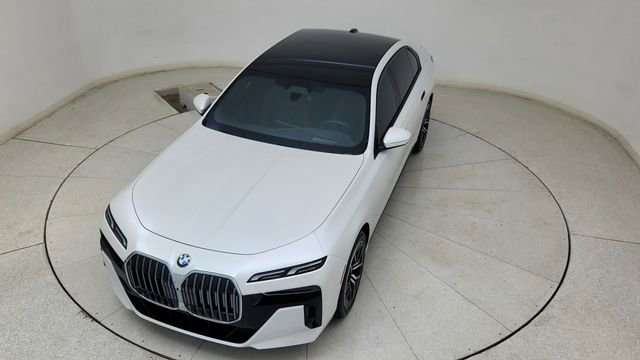 Used 2025 BMW 740i image 76