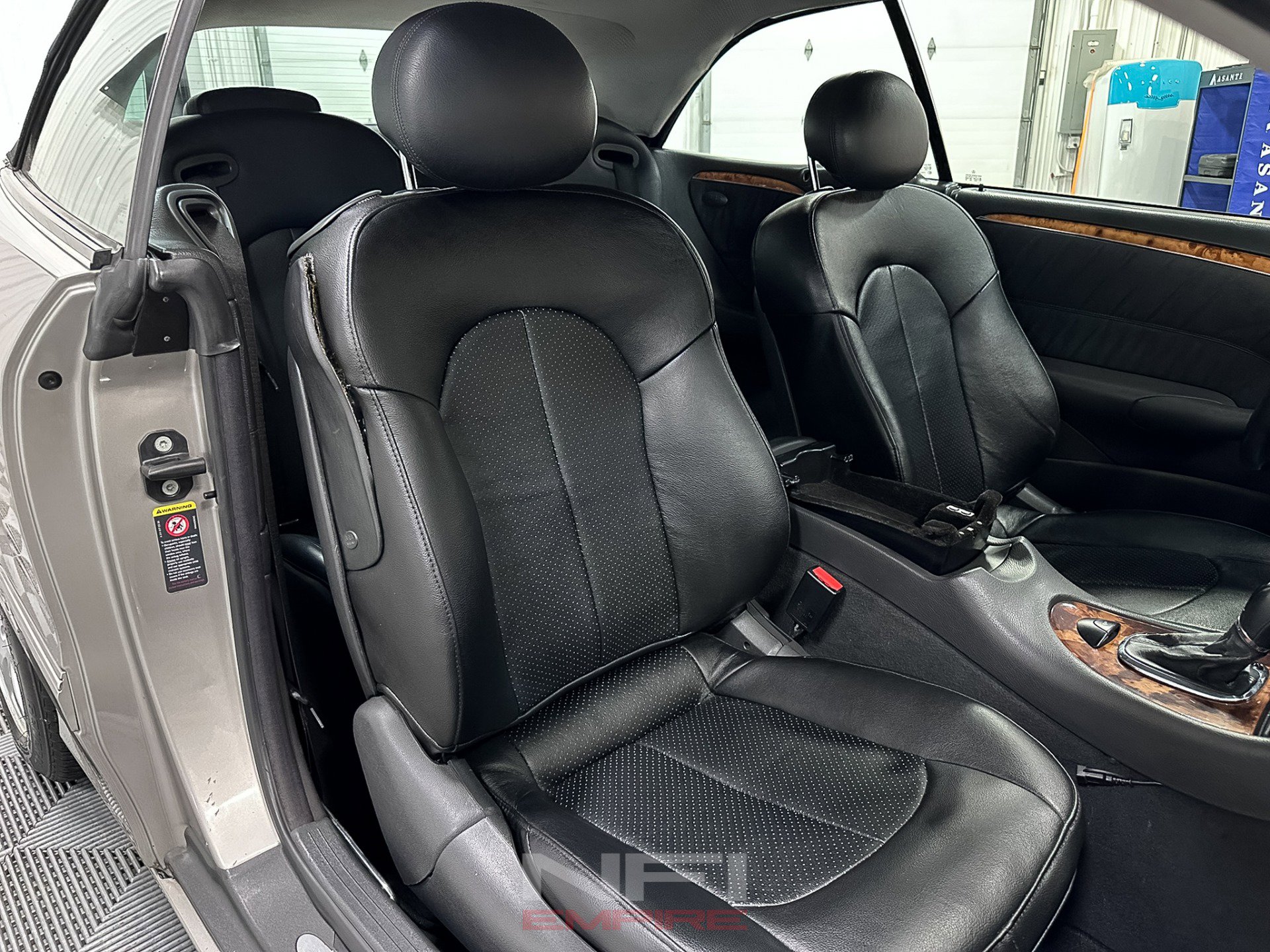 Used 2004 Mercedes-Benz CLK 320 Cabriolet image 35