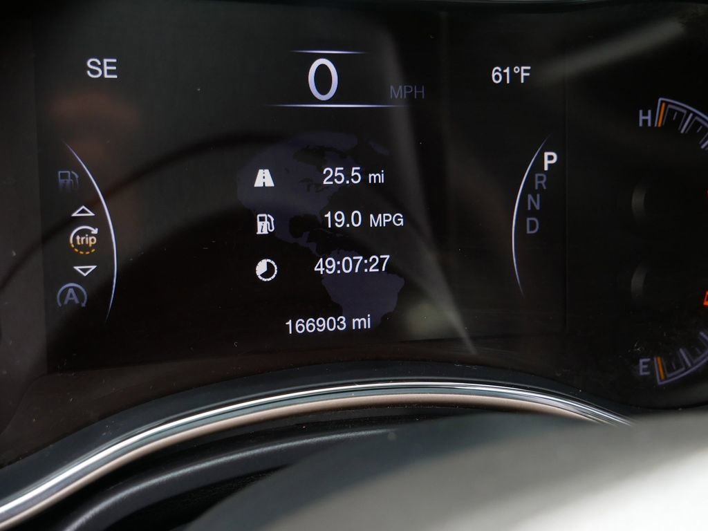 Used 2017 Jeep Grand Cherokee Limited w/ Trailer Tow Group IV AWD/4WD image 35