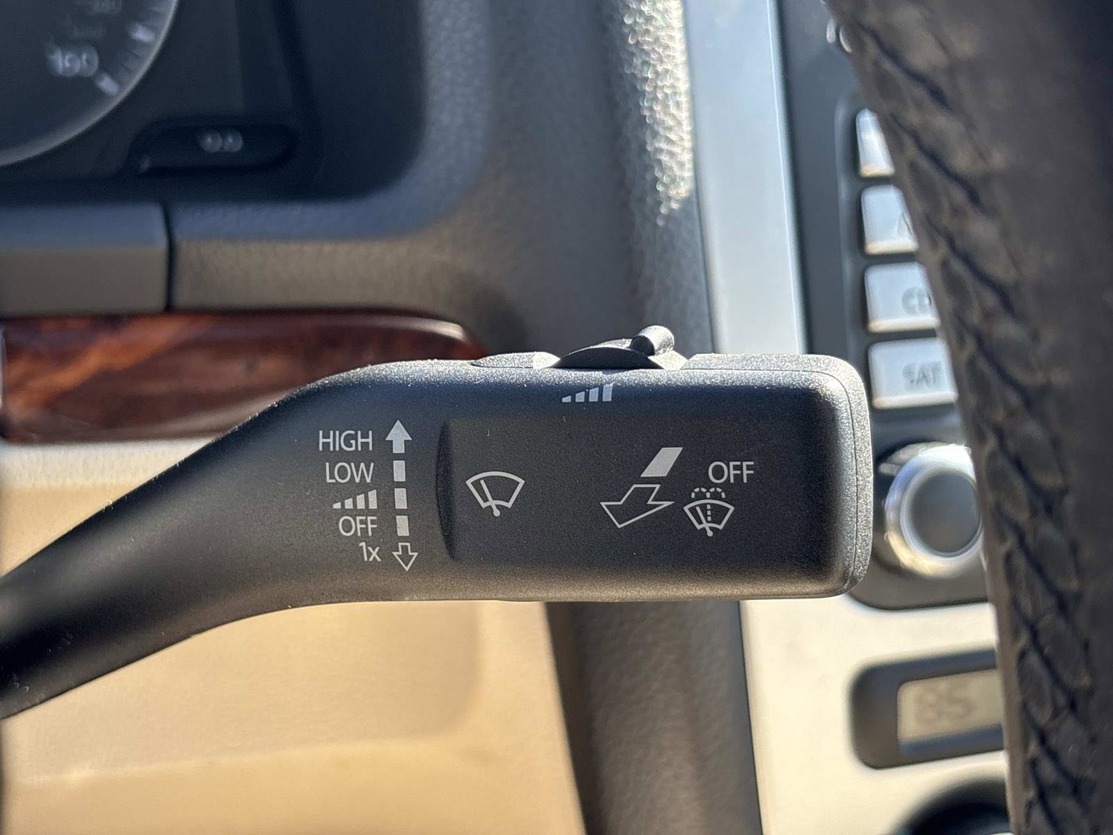 Used 2009 Volkswagen Eos Lux image 19