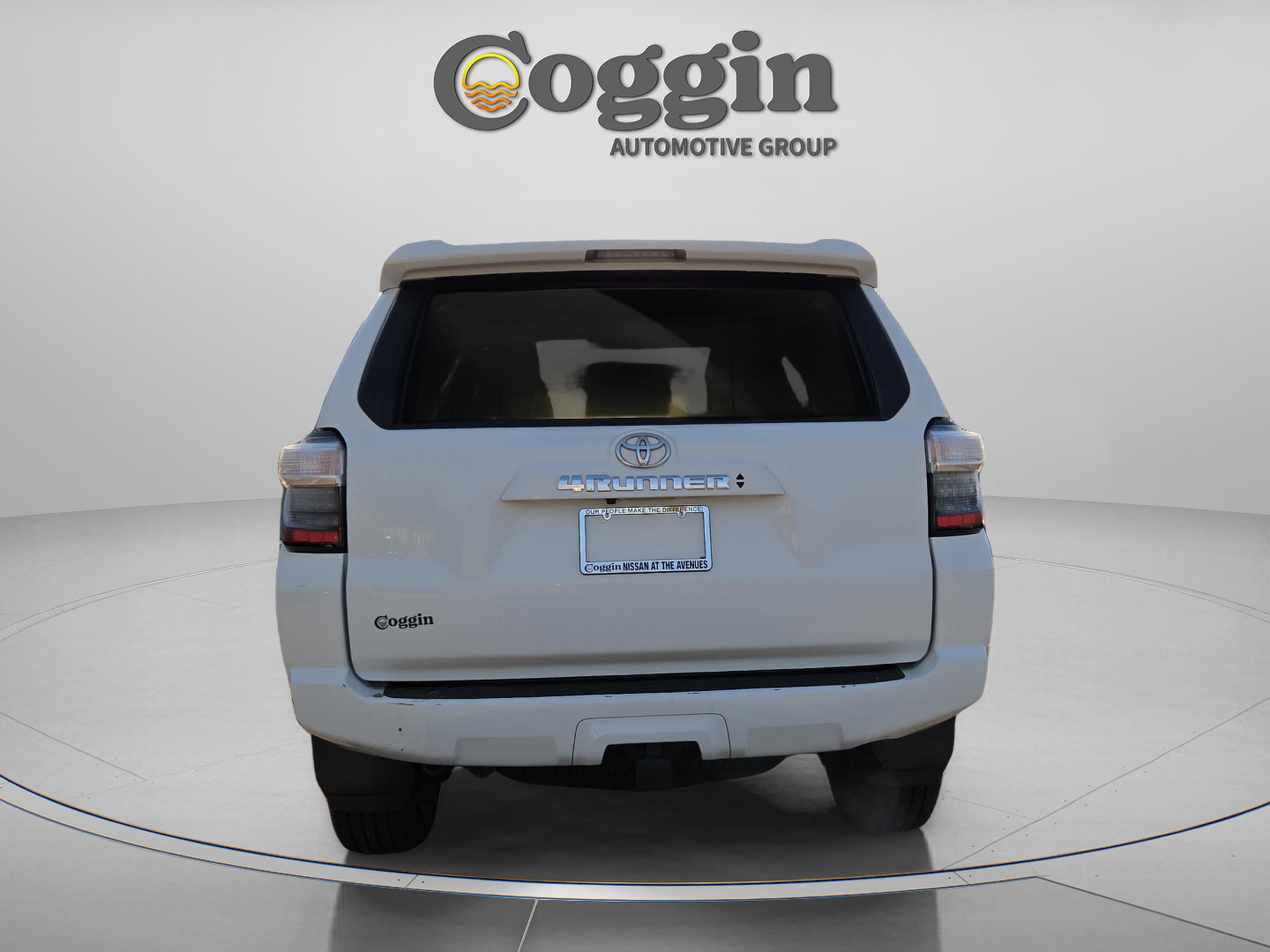 Used 2021 Toyota 4Runner SR5 Premium w/ Moonroof Package image 5