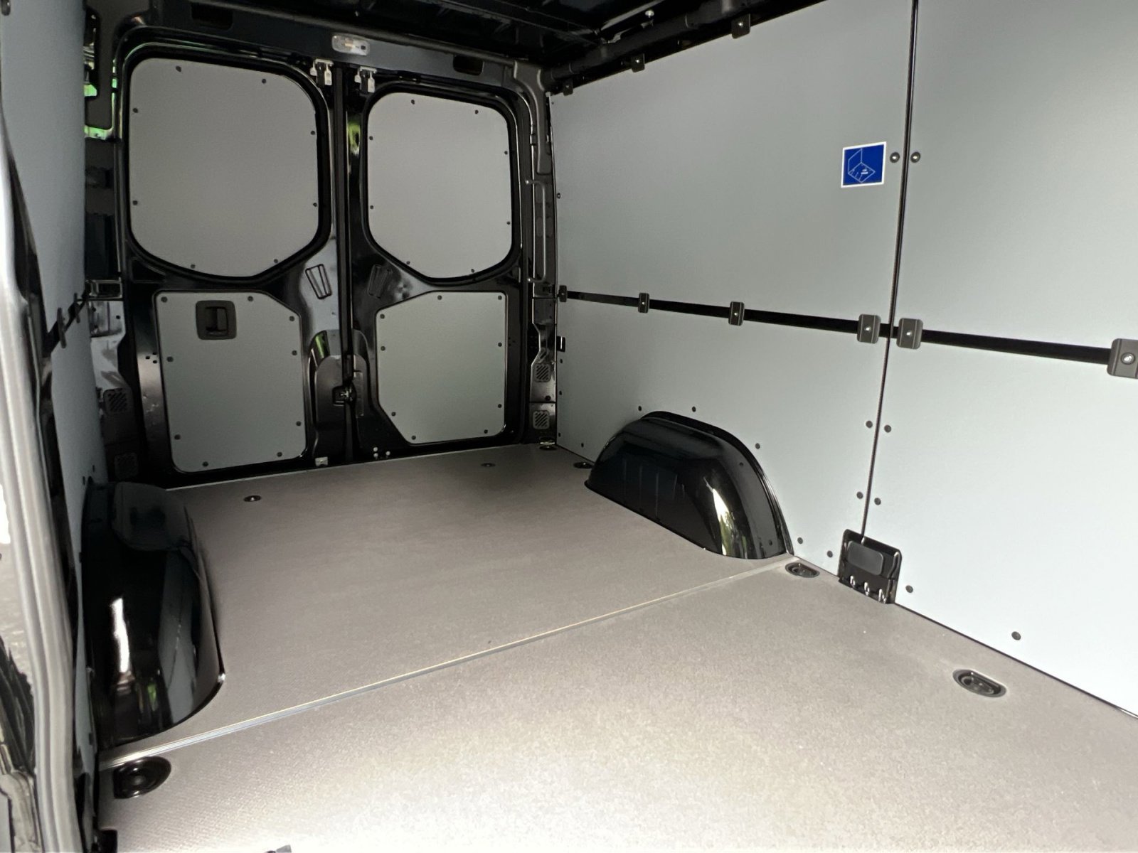 New 2025 Mercedes-Benz Sprinter 2500 image 24