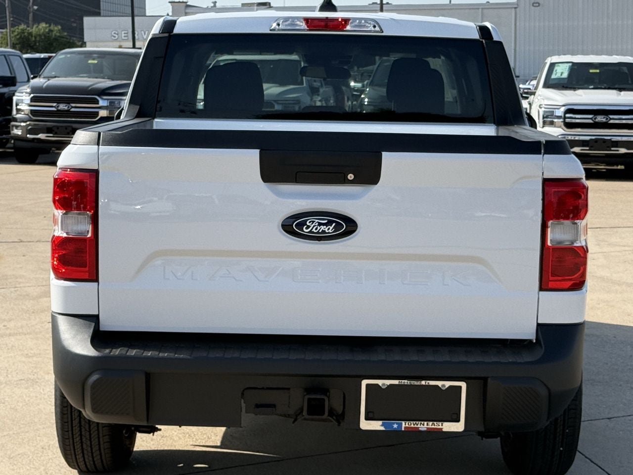 New 2026 Ford Maverick XL FWD image 6