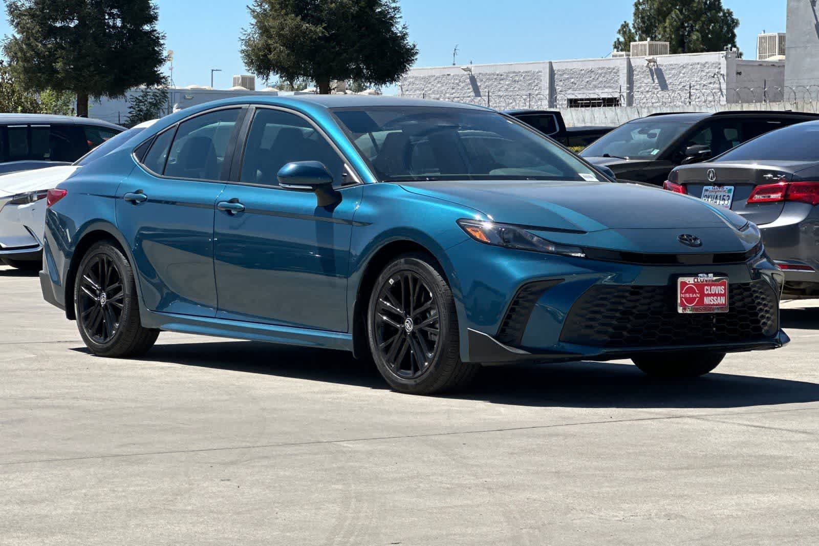 Used 2026 Toyota Camry SE w/ Multimedia Upgrade Package FWD image 10