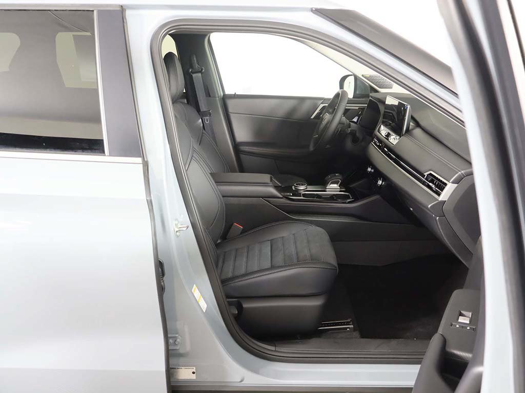 New 2026 Mitsubishi Outlander SE FWD image 31