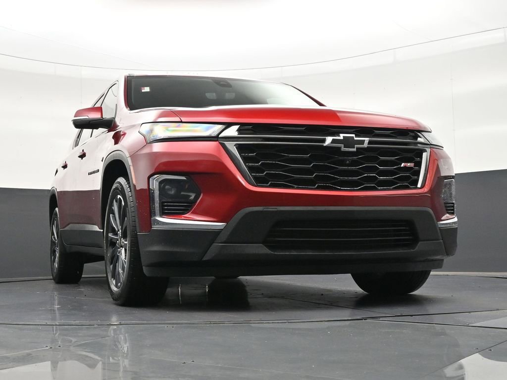 Used 2023 Chevrolet Traverse RS image 30