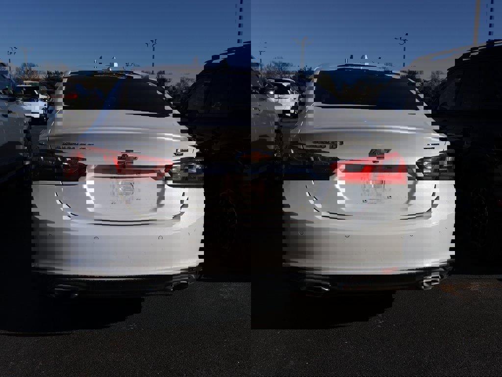 Used 2016 Chevrolet Malibu Premier w/ Driver Confidence Package II image 17