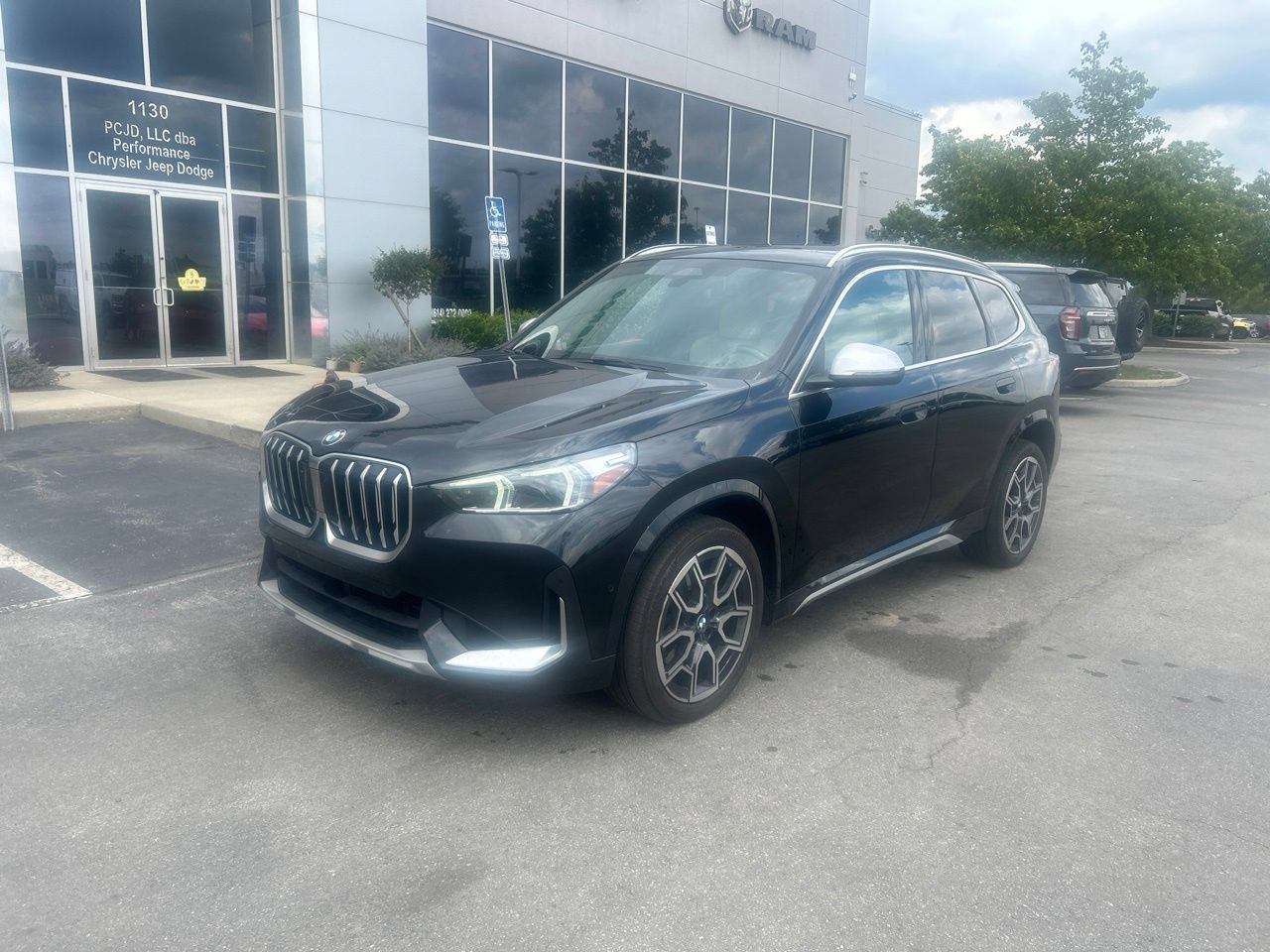Used 2024 BMW X1 xDrive28i w/ Convenience Package AWD/4WD image 7