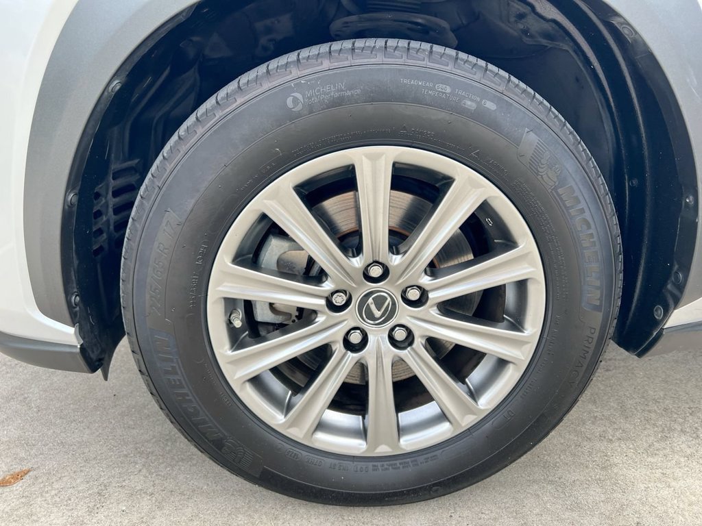 Used 2018 Lexus NX 300 FWD image 9