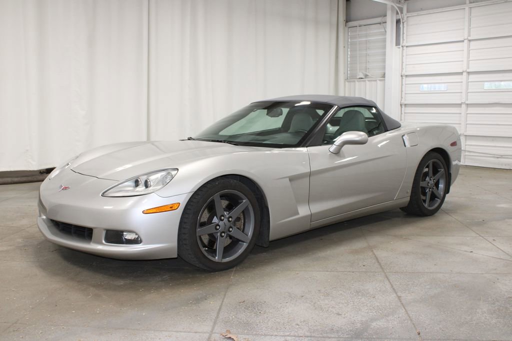 Used 2006 Chevrolet Corvette Convertible w/ Preferred Equipment Group image 4