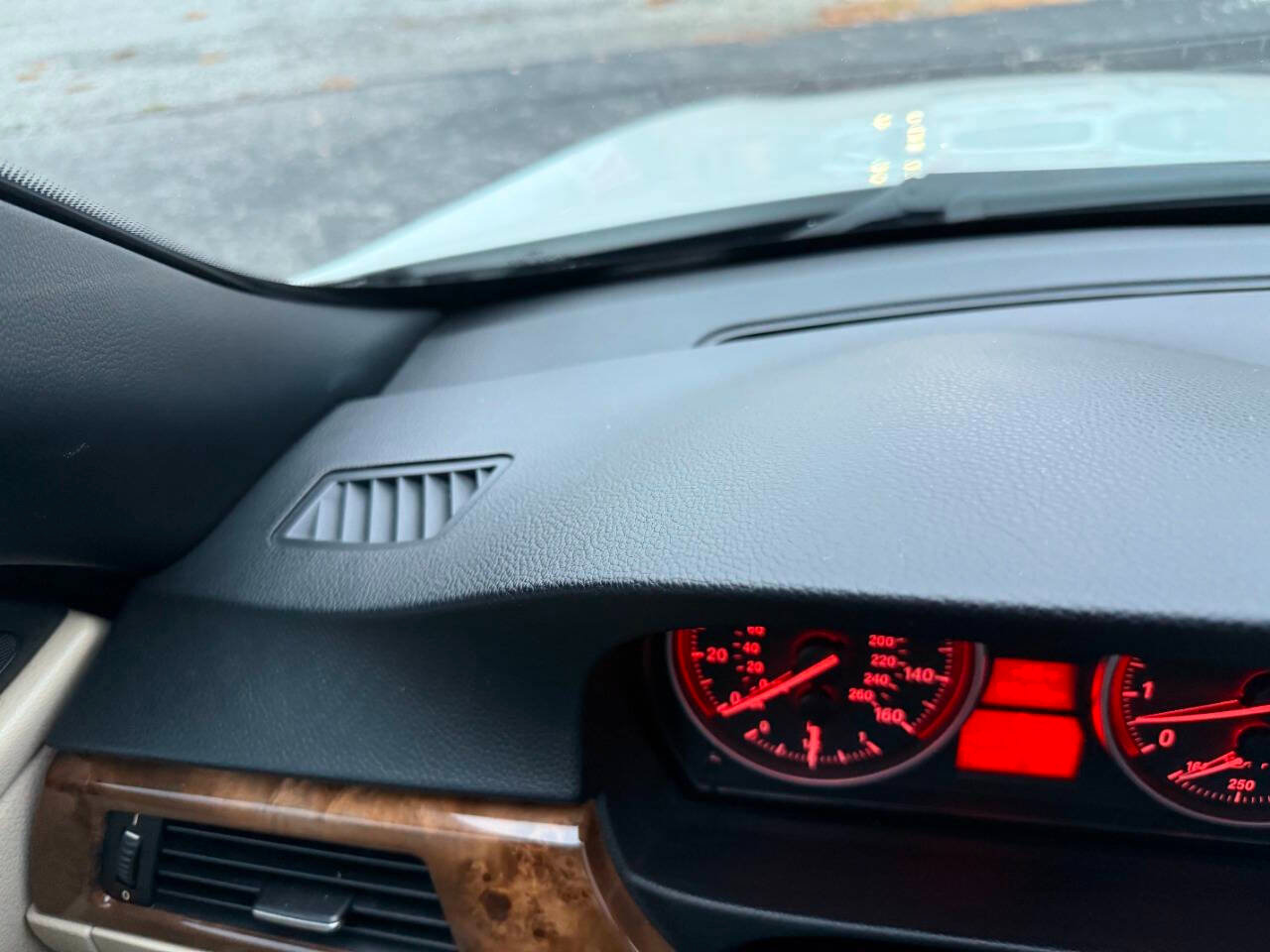 Used 2007 BMW 335i Convertible image 47