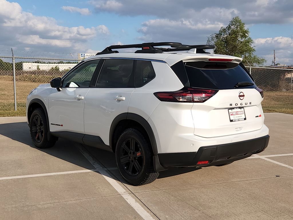Certified 2025 Nissan Rogue SV image 7