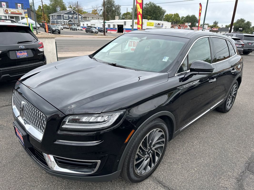 Used 2019 Lincoln Nautilus Reserve image 2