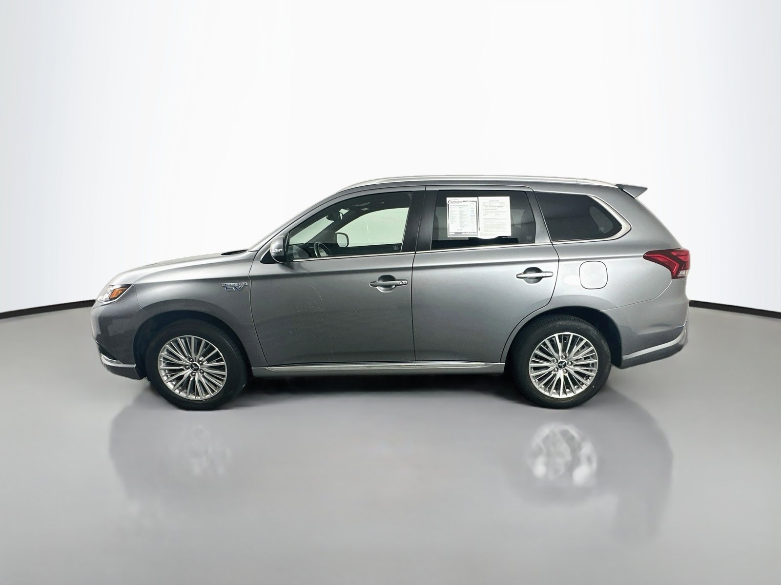 Used 2020 Mitsubishi Outlander SEL AWD/4WD image 4