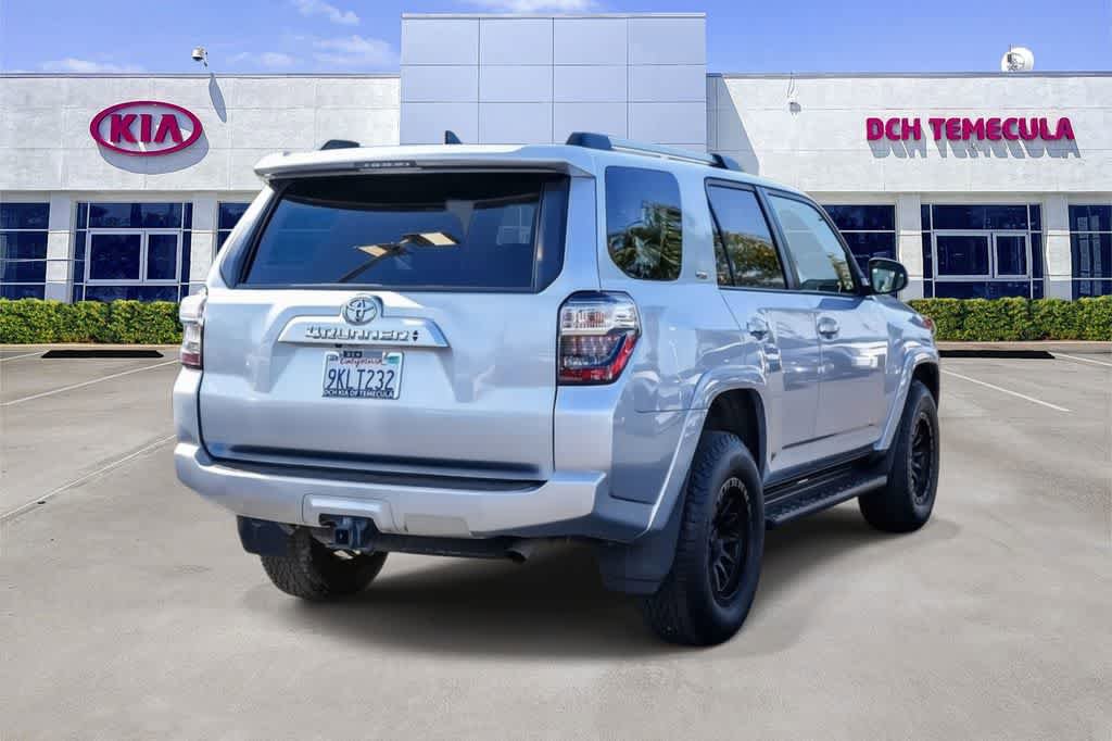 Used 2022 Toyota 4Runner SR5 AWD/4WD image 6