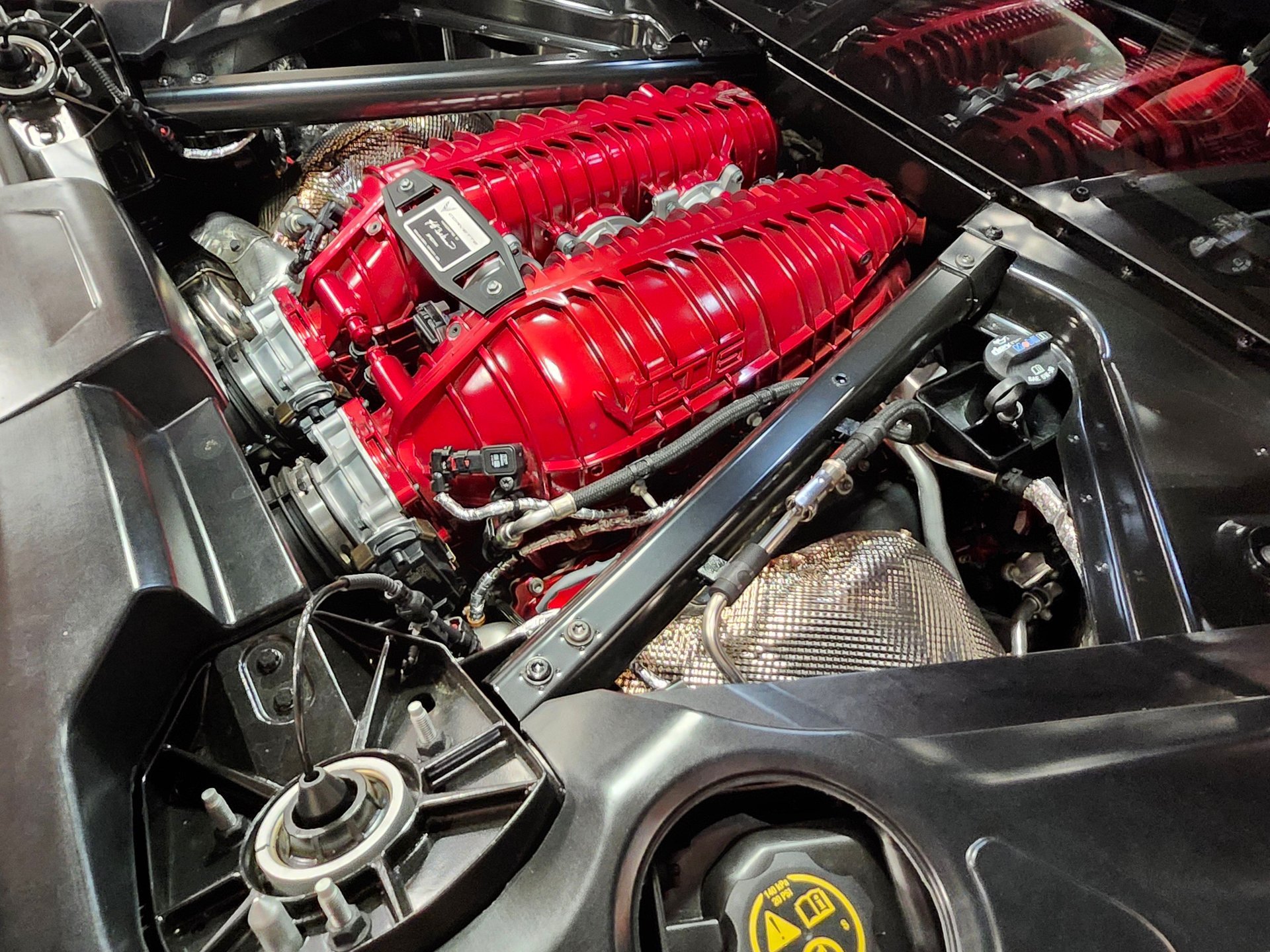 Used 2023 Chevrolet Corvette Z06 w/ Z07 Performance Package RWD image 12