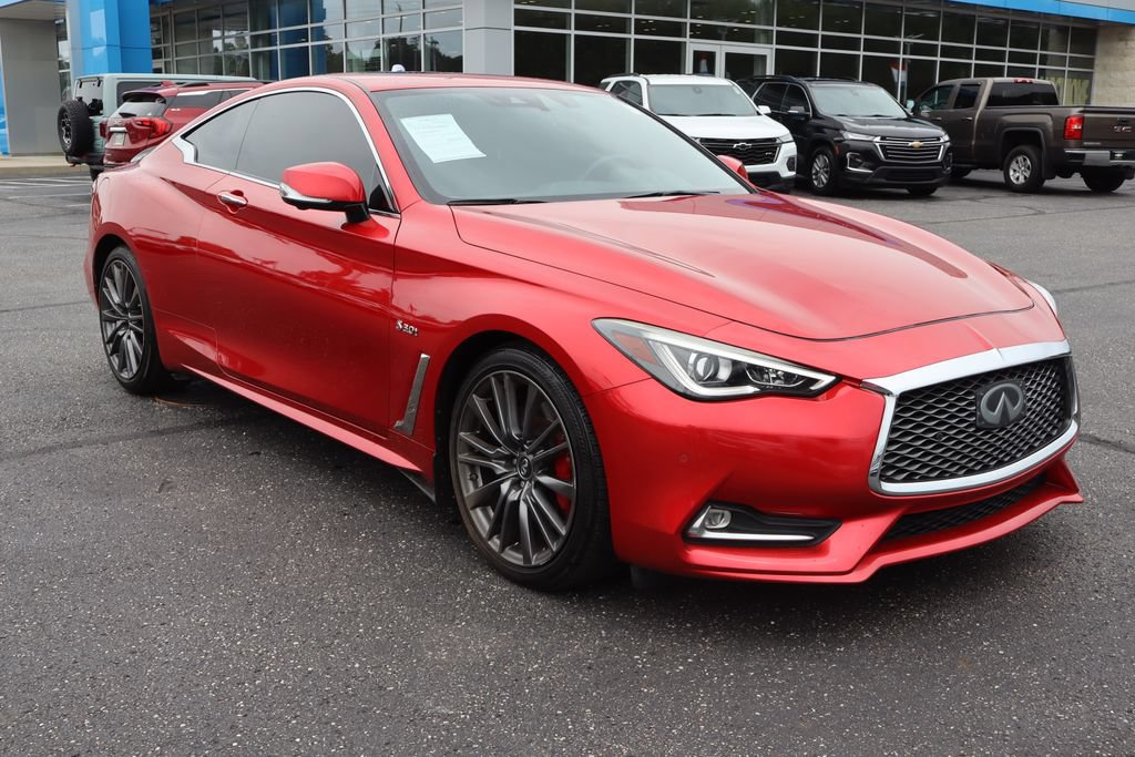 Used 2017 INFINITI Q60 Red Sport 400 AWD/4WD image 2