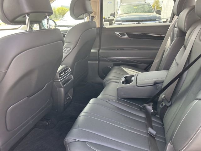 Used 2025 Genesis GV80 2.5T Standard AWD/4WD image 30