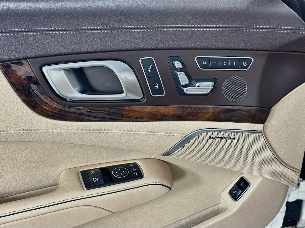 Used 2015 Mercedes-Benz SL 400 image 18
