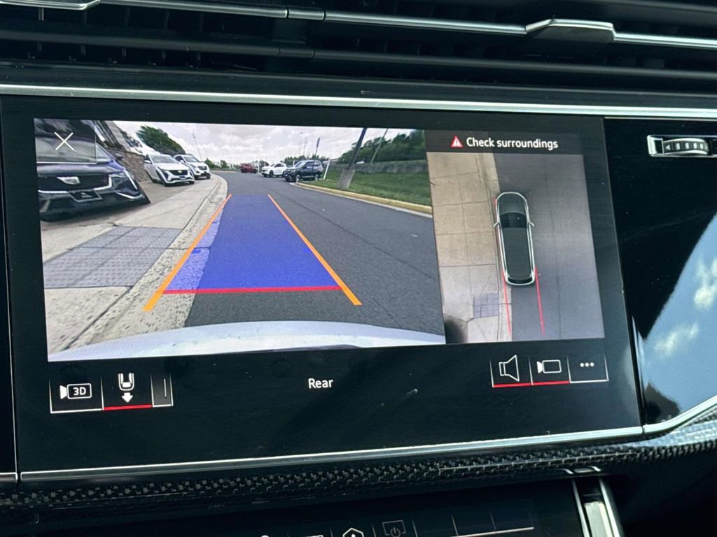 Used 2021 Audi SQ7 Premium Plus w/ Driver Assistance Package image 33