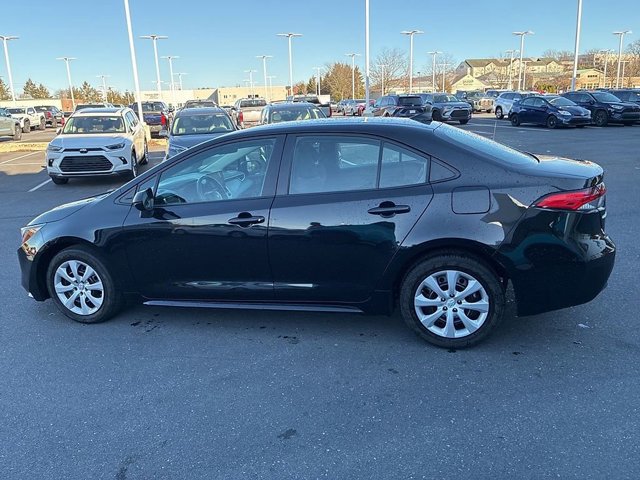 Used 2024 Toyota Corolla LE image 14