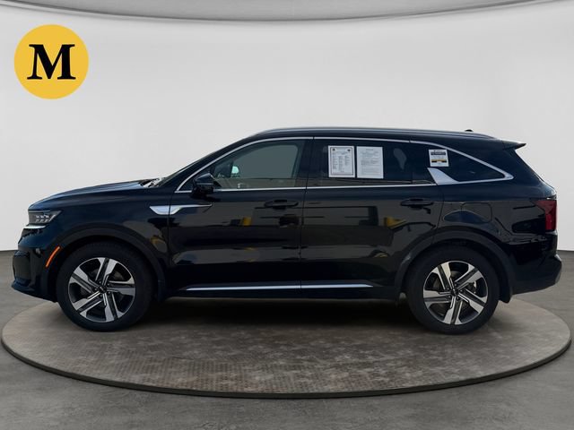 Certified 2022 Kia Sorento SX Prestige w/ Panoramic Sunroof Package AWD/4WD image 2