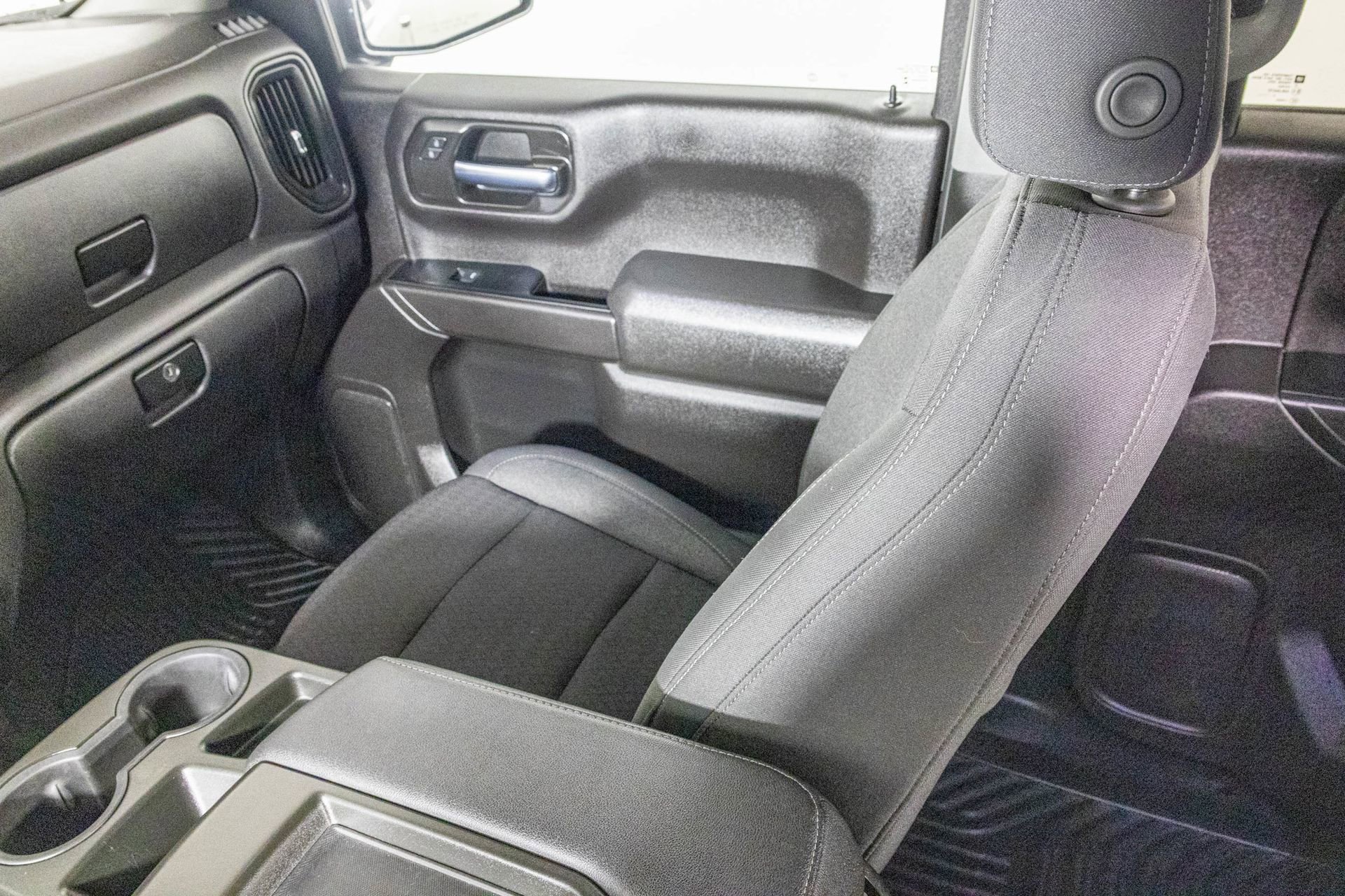 Used 2024 Chevrolet Silverado 1500 Custom Trail Boss image 35