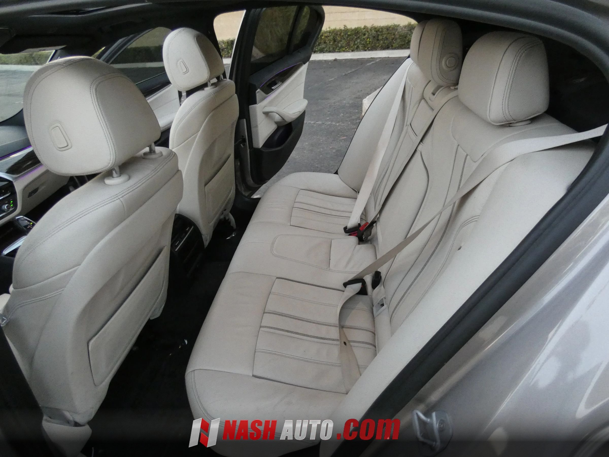 Used 2018 BMW 540i RWD image 40