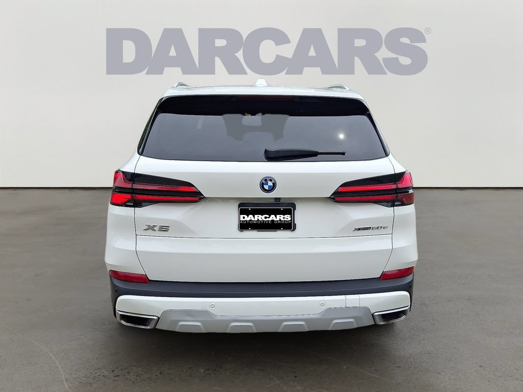 Used 2025 BMW X5 xDrive50e AWD/4WD image 5