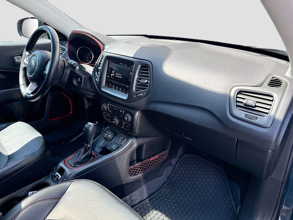 Used 2018 Jeep Compass Trailhawk w/ Leather Interior Group image 24