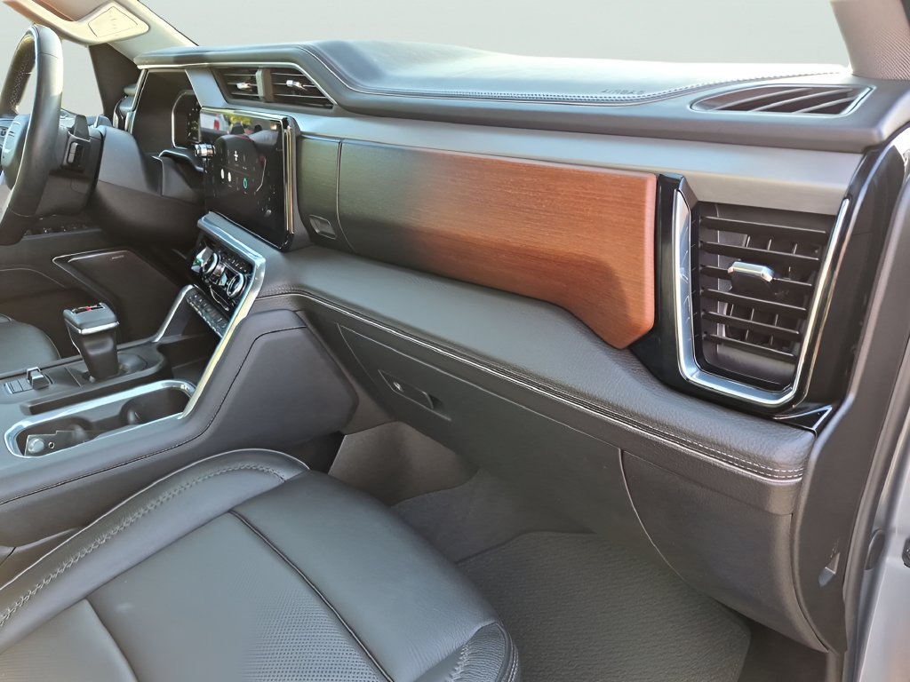 Used 2024 GMC Sierra 1500 Denali AWD/4WD image 43