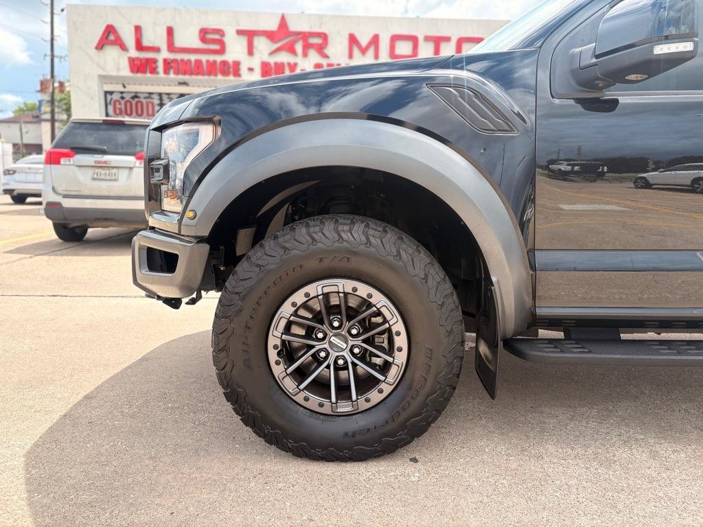 Used 2018 Ford F150 Raptor w/ Equipment Group 802A Luxury AWD/4WD image 4