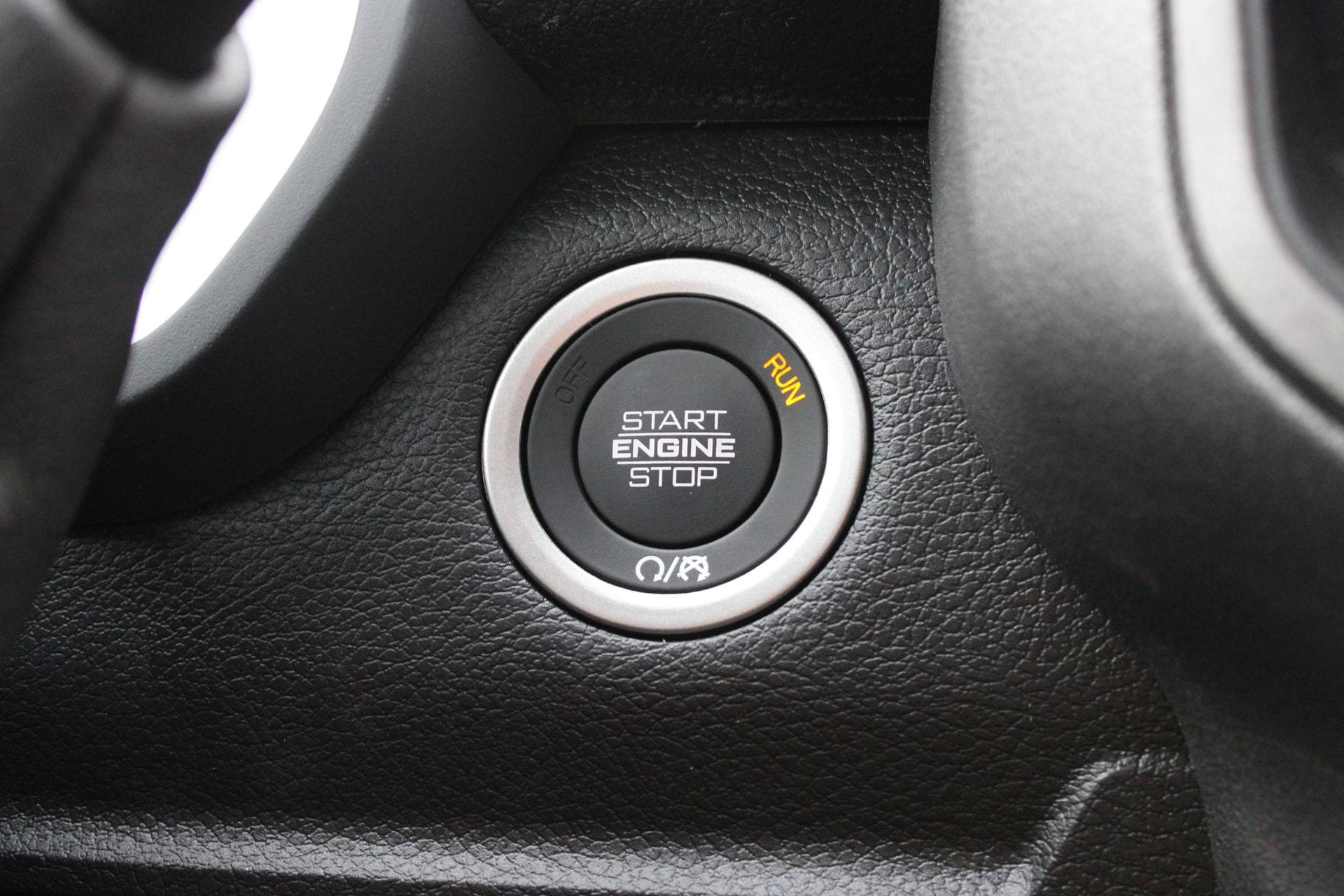 New 2026 RAM 2500 Tradesman w/ Safety Group AWD/4WD image 31