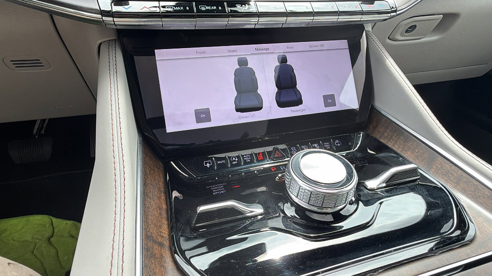 Used 2025 Jeep Grand Wagoneer 4WD image 35