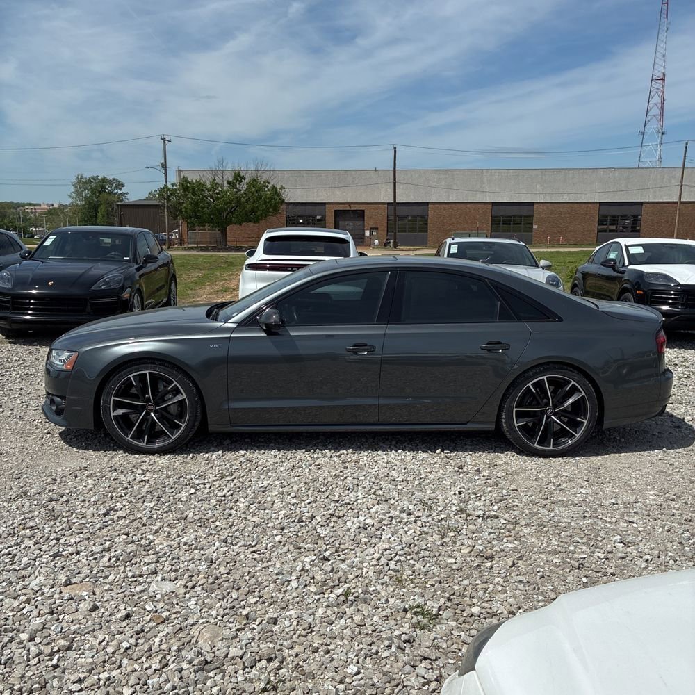 Used 2017 Audi S8 Plus w/ Dynamic Package image 5