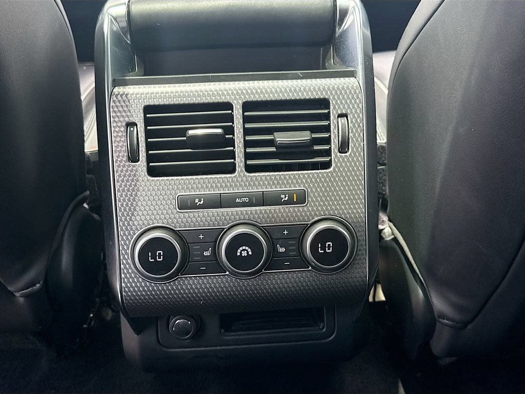 Used 2016 Land Rover Range Rover Sport Supercharged AWD/4WD image 28