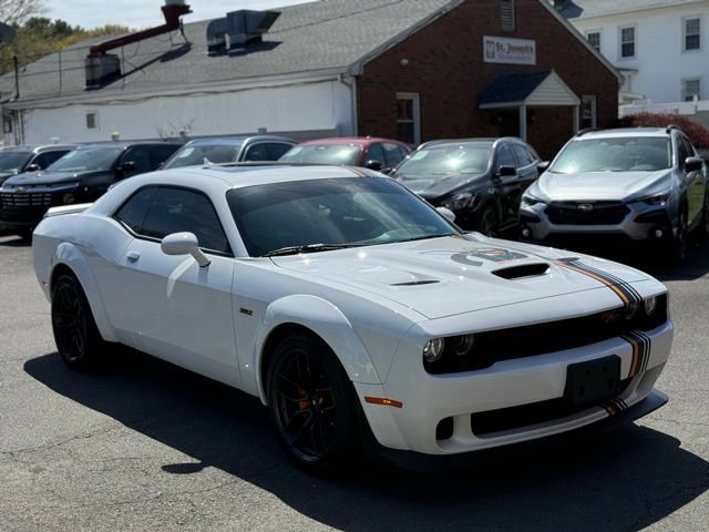 Used 2023 Dodge Challenger R/T Scat Pack RWD image 3
