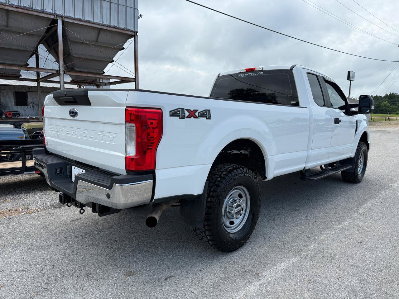 Used 2017 Ford F250 XL w/ Power Equipment Group AWD/4WD image 6
