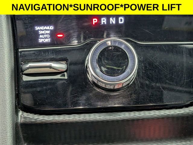 Used 2024 Jeep Grand Cherokee L Limited w/ Luxury Tech Group II image 23