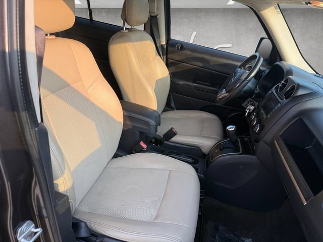 Used 2016 Jeep Patriot 75th Anniversary w/ Power Value Group FWD image 25