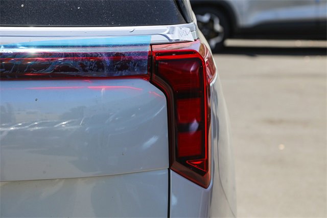 New 2026 Kia Carnival EX image 9