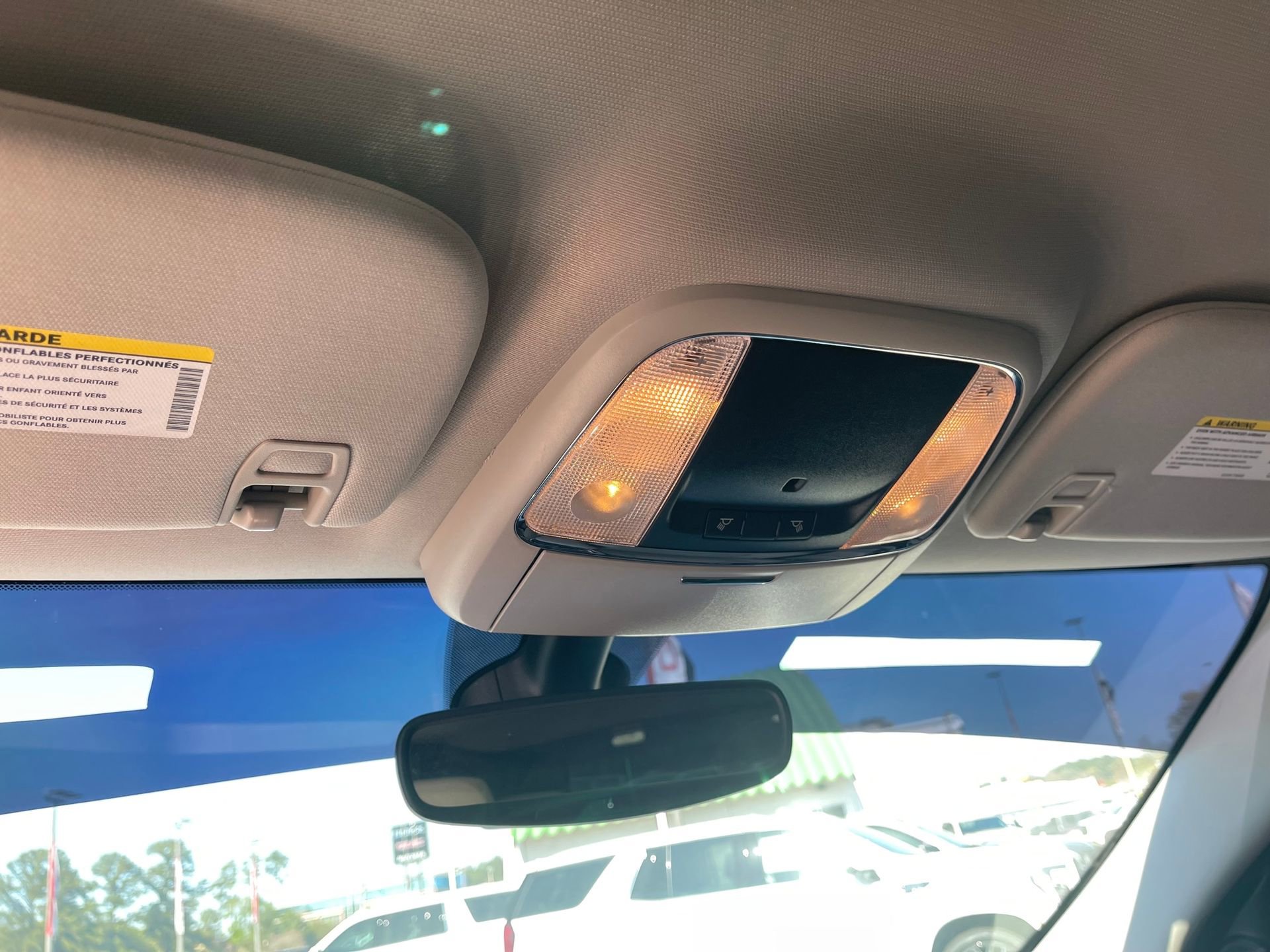 Used 2019 Dodge Durango SXT w/ 3rd Row Seating Group image 19