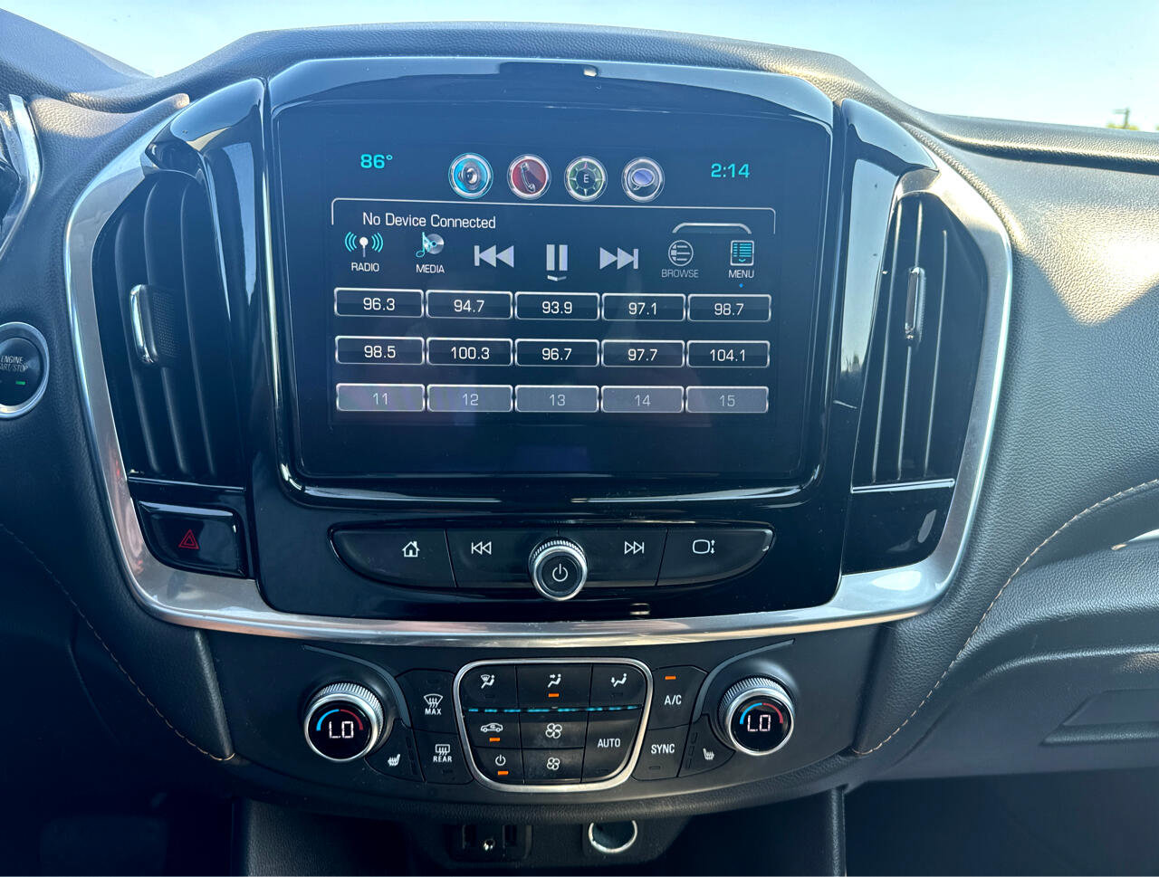 Used 2019 Chevrolet Traverse LT image 19