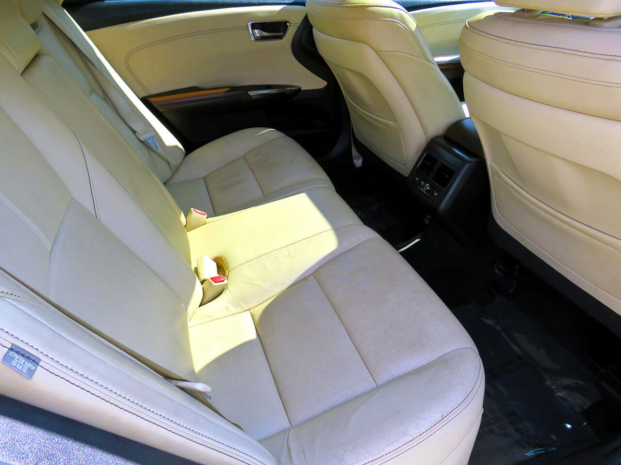 Used 2017 Toyota Avalon Limited image 40