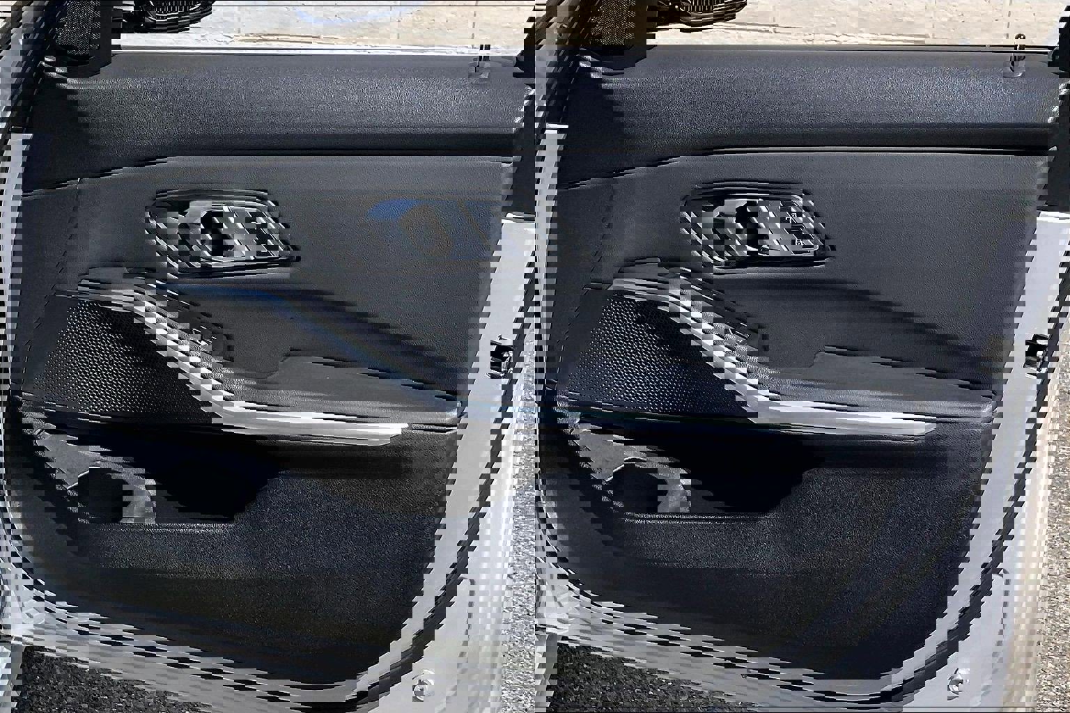 Used 2019 BMW 330i Sedan w/ Convenience Package image 23