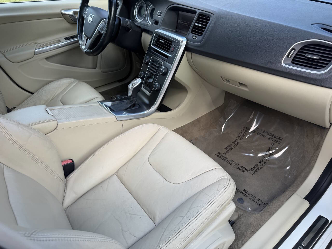 Used 2013 Volvo S60 T5 image 18