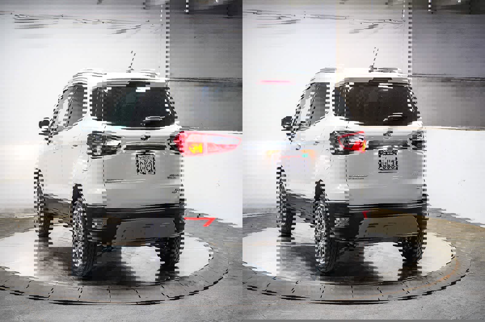 Used 2020 Ford EcoSport Titanium image 9