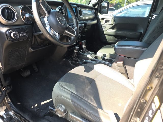 Used 2020 Jeep Wrangler Unlimited Sahara AWD/4WD image 13
