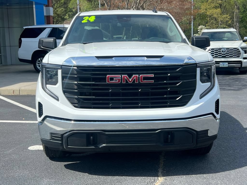 Used 2024 GMC Sierra 1500 Pro w/ Pro Value Package AWD/4WD image 3