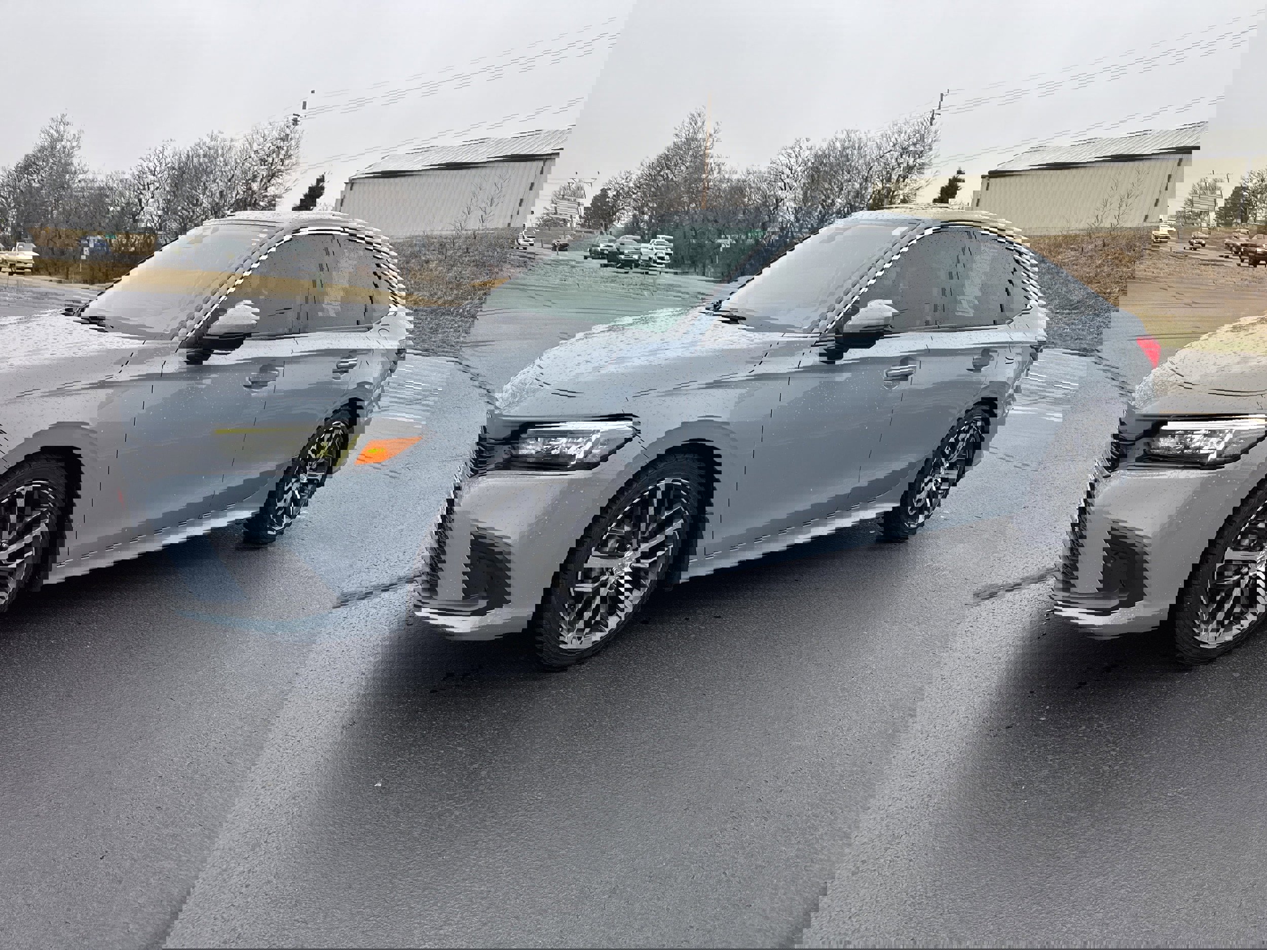 Used 2024 Honda Civic Touring image 2